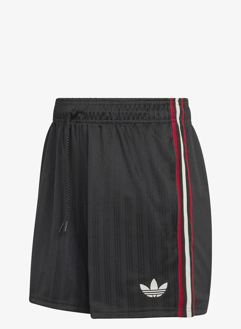 اديداس شورت Manchester United Originals